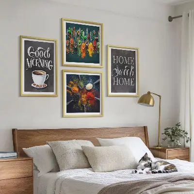 Poster set met lijsten met afbeeldingen van specerijen, koffie en kruiden