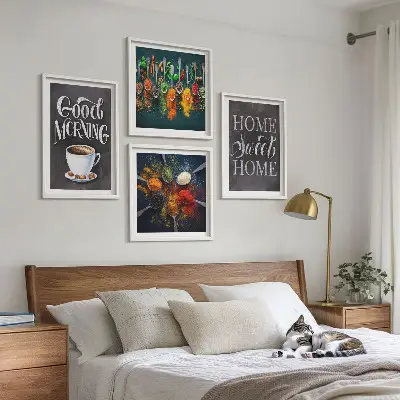Poster set met lijsten met afbeeldingen van specerijen, koffie en kruiden