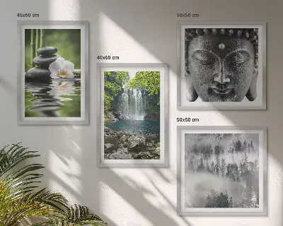 Meerluik in lijst harmonie van natuur met stenen, water en Boeddha