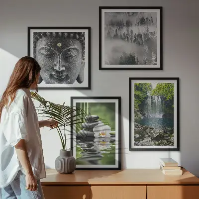 Meerluik in lijst harmonie van natuur met stenen, water en Boeddha