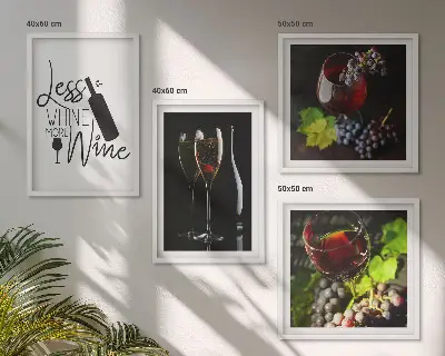 Set van posters met lijst Wijnglazen met druiven en opschrift.