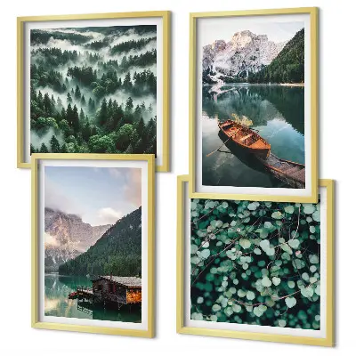 Set posters met lijst bergmeer met een boot in de mist