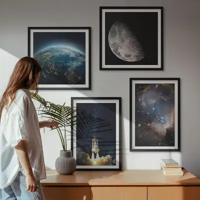 Set posters met lijst met thema ruimte aarde raket melkweg