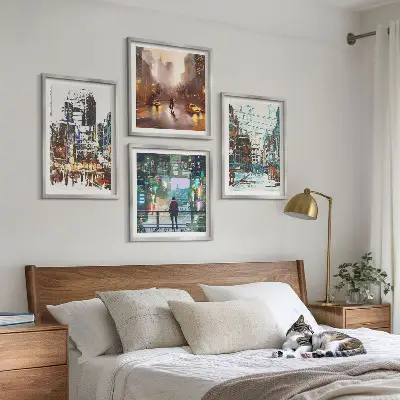 Set van posters met lijst Moderne, kleurrijke steden met karakteristieke personages