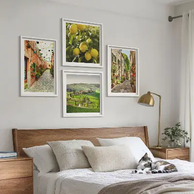 Set van posters met lijst met de afbeelding Charmante straatjes vol citroenbloesems