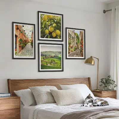 Set van posters met lijst met de afbeelding Charmante straatjes vol citroenbloesems