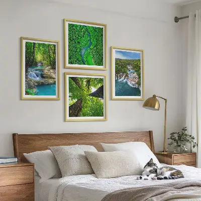 Set posters met lijst Watervallen in een groen bos set van meerdere posters inclusief lijsten met afbeeldingen van watervallen in een groen bos