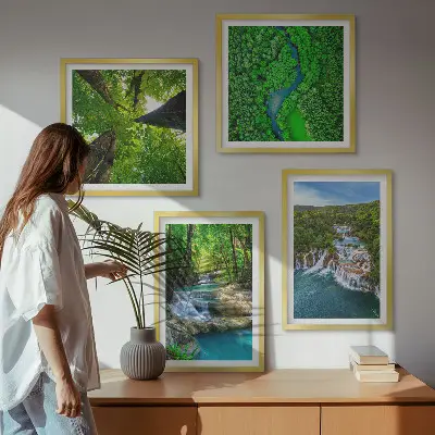 Set posters met lijst Watervallen in een groen bos set van meerdere posters inclusief lijsten met afbeeldingen van watervallen in een groen bos