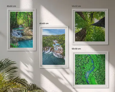 Set posters met lijst Watervallen in een groen bos set van meerdere posters inclusief lijsten met afbeeldingen van watervallen in een groen bos