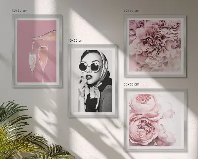 Posterset met lijst decoratie met bloemen, pioenrozen en rozen in elegante stijl