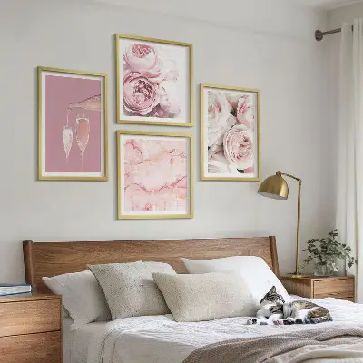 Set van posters met lijst rozen in champagne en marmer pastel