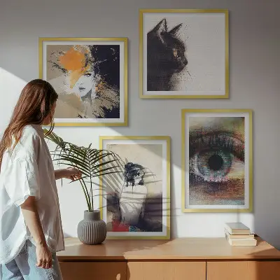 Set van posters met lijst portret van een vrouw met oog en kleurrijke emoties