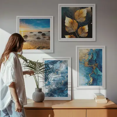 Meerluik met blauw-gouden patronen in lijst