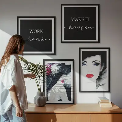 Set van posters met lijst Portretten van vrouwen met lippen