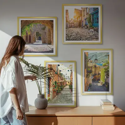 Charmante straatjes met stenen meerluik in lijst