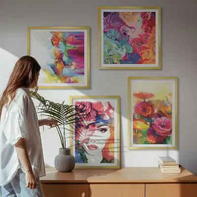 Set van posters met lijst bloemen met intense kleuren in portretstand