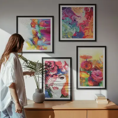 Set van posters met lijst bloemen met intense kleuren in portretstand