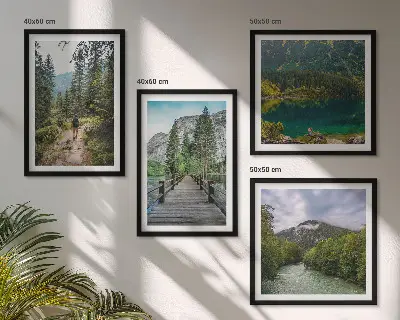 Bergen, meren, bossen, paden meerluik in lijst