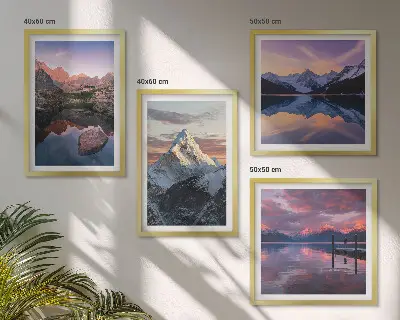 Berglandschappen op de achtergrond meerluik in lijst