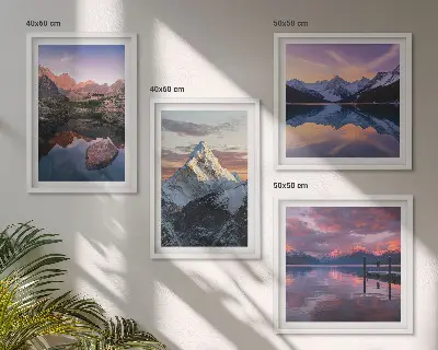 Berglandschappen op de achtergrond meerluik in lijst