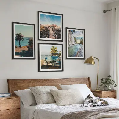 Set van posters met lijst Vakantie met palmbomen en een waterval