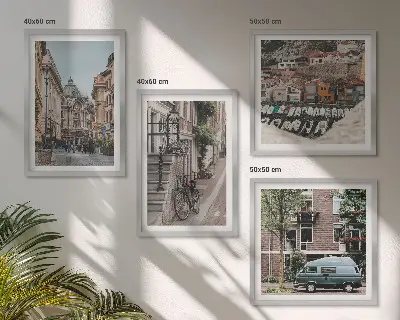 Stadsgezichten op gebouwen meerluik in lijst