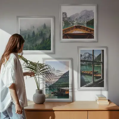 Bergmeer met huisjes meerluik in lijst