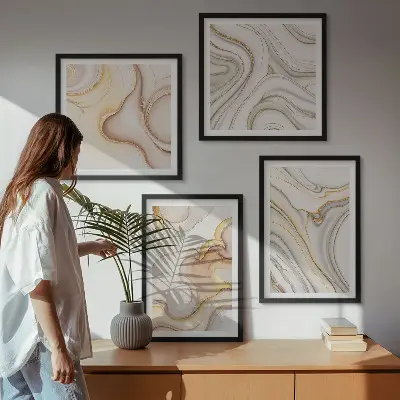 Meerluik in lijst met lineaire abstracte motieven