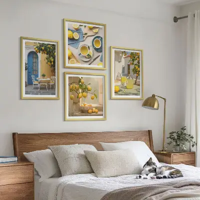 Set van posters met lijst citroenen met limonade en blauwe deur