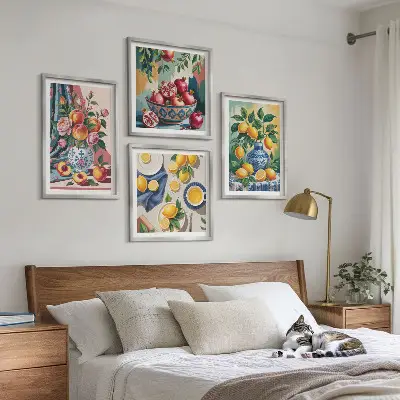 Bloemen en fruit in vazen meerluik in lijst