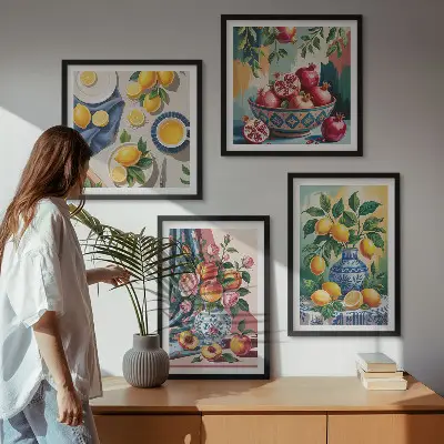 Bloemen en fruit in vazen meerluik in lijst