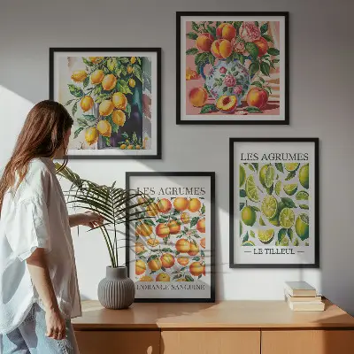 Set posters met lijst met verse kleurrijke citrusvruchten