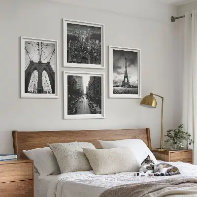 Monochromatische brugtorens meerluik in lijst