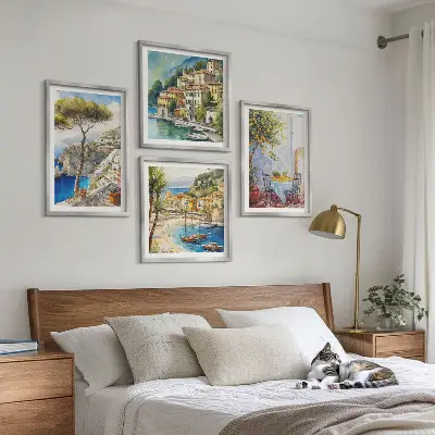 Set van posters met lijst met aquareltekeningen van Italiaanse stadjes