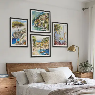 Set van posters met lijst met aquareltekeningen van Italiaanse stadjes