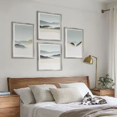 Minimalistische pastelkleuren van bergen meerluik in lijst