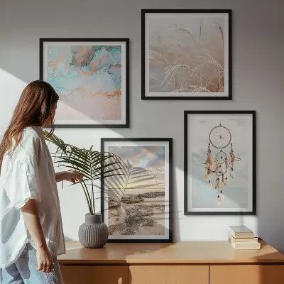 Set van posters met lijst wolkenzee met dromenvanger en gras
