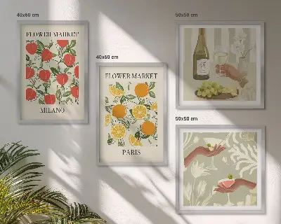 Set van posters met lijst met afbeeldingen van bloemen, wijn, Milaan en Parijs