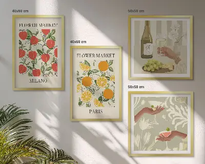 Set van posters met lijst met afbeeldingen van bloemen, wijn, Milaan en Parijs