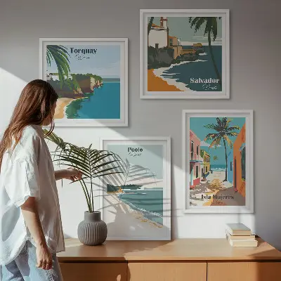 Set van posters met lijst met tropische stranden en palmbomen