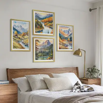 Berglandschap met rivier en huisjes meerluik in lijst