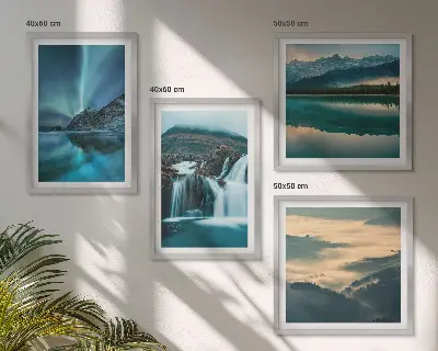 Meerluik in lijst met winterlandschappen, watervallen en noorderlicht