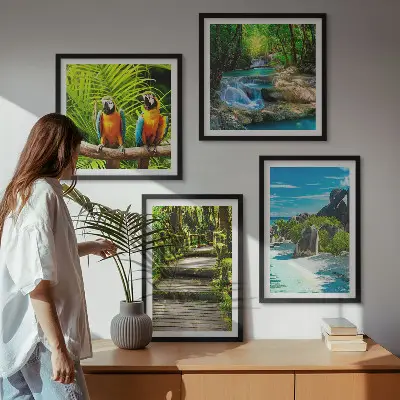 Papegaaienwaterval in tropisch bos set van posters met lijst