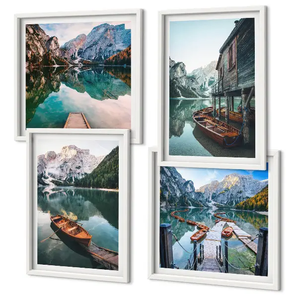 Set van posters met lijst met afbeelding van meer, bergen, boten en een huisje