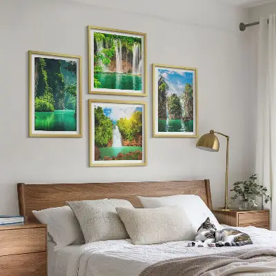 Poster set met lijst groene landschappen en watervallen