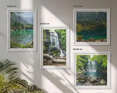 Set van posters met lijst Watervallen in een groene omgeving