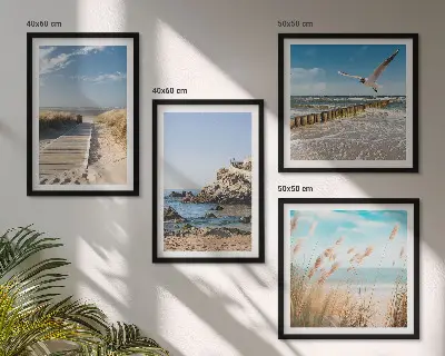Poster met lijst strand met houten pad en kliffen