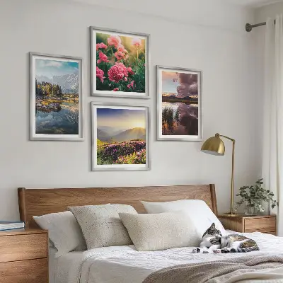 Set van posters met lijst bloementuin met bergweide in waterverfstijl