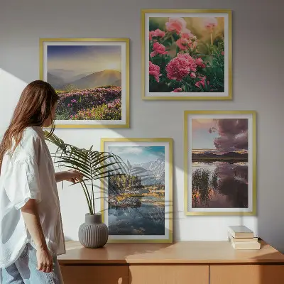 Set van posters met lijst bloementuin met bergweide in waterverfstijl