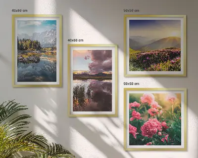 Set van posters met lijst bloementuin met bergweide in waterverfstijl